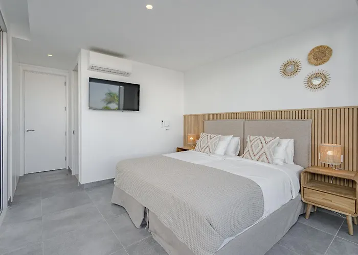 ヴィラ Ametza カジャオ・サルバヘ